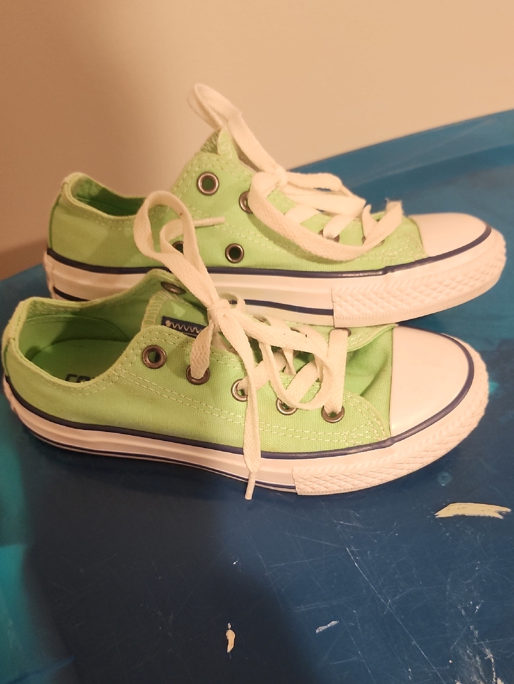 Converse Kids 13 Low-Top Canvas Sneakers in Lime Green and White